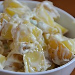 Bowl-of-potato-salad-with-pieces-of potato-in-mayonaise