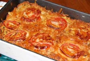 lentil-bake-with tomatoes-in-serving-dish