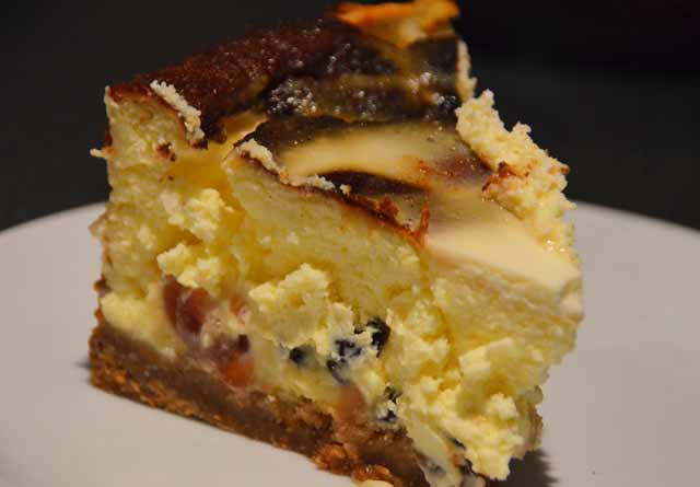 slice-lemon-cheesecake
