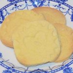 shortbread-biscuits-on-a-plate