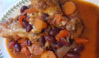 chicken-drum-sticks-and-beans-on-plate