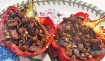 peppers-stuffed-with-green-lentils