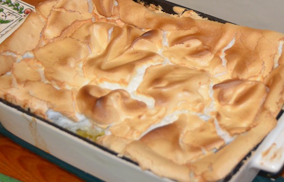 whole apple meringue in a baking dish