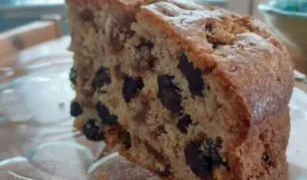 cut-and-come-again-fruit-loaf