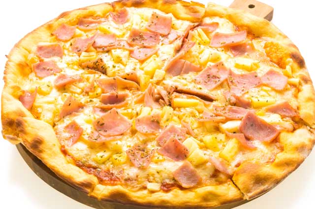 whole ham and pineapple pizza