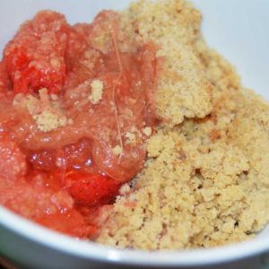 portion of rhubarb and strawberry crumble