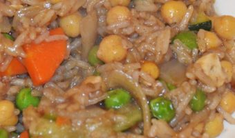 Chickpeas, rice, carrot and courgette
